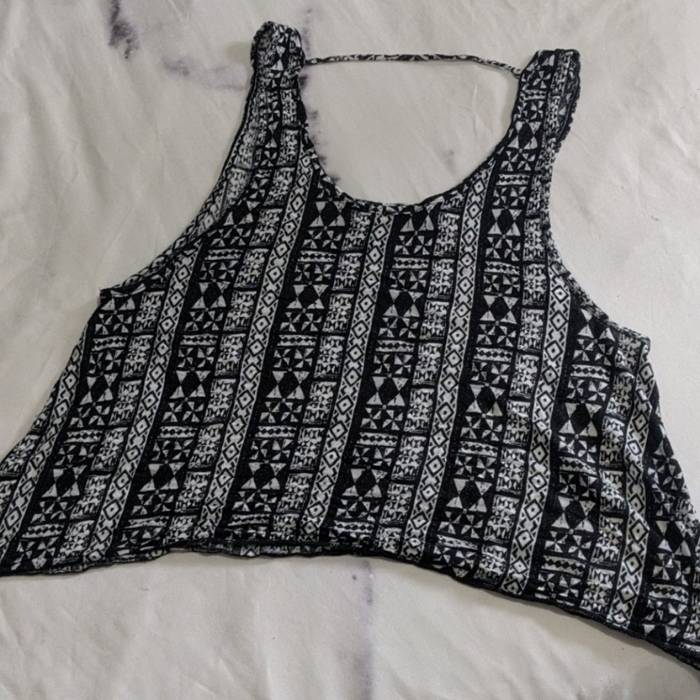 Crop top